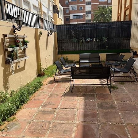 Pedregalejo Playa, Piscina Y Parking Apartment Malaga Ngoại thất bức ảnh