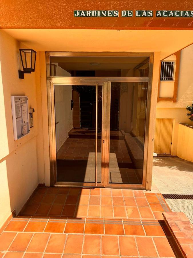 Pedregalejo Playa, Piscina Y Parking Apartment Malaga Ngoại thất bức ảnh