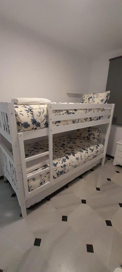 Pedregalejo Playa, Piscina Y Parking Apartment Malaga Ngoại thất bức ảnh