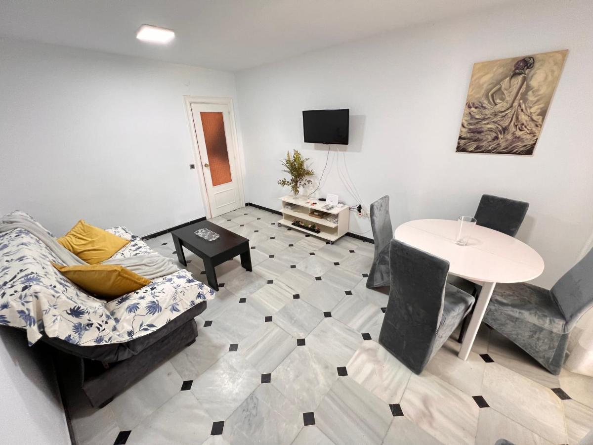 Pedregalejo Playa, Piscina Y Parking Apartment Malaga Ngoại thất bức ảnh